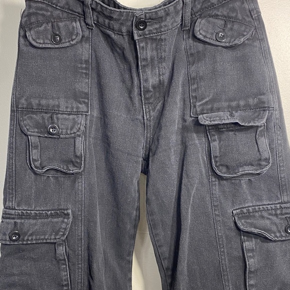 Women's Black Cargo Jeans - Picture 2 of 4